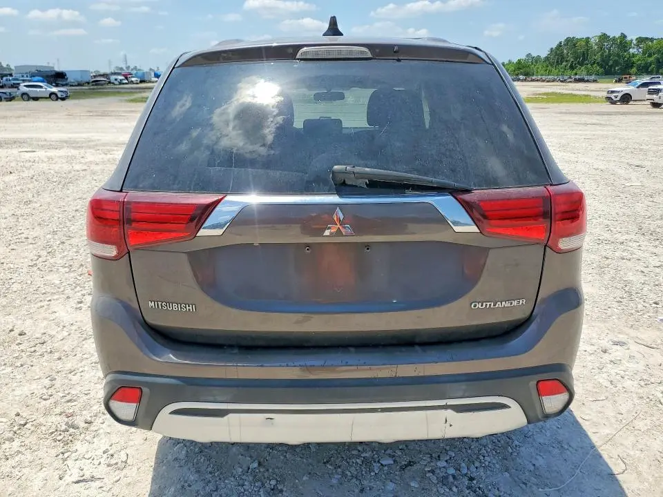 2019 MITSUBISHI OUTLANDER ES  