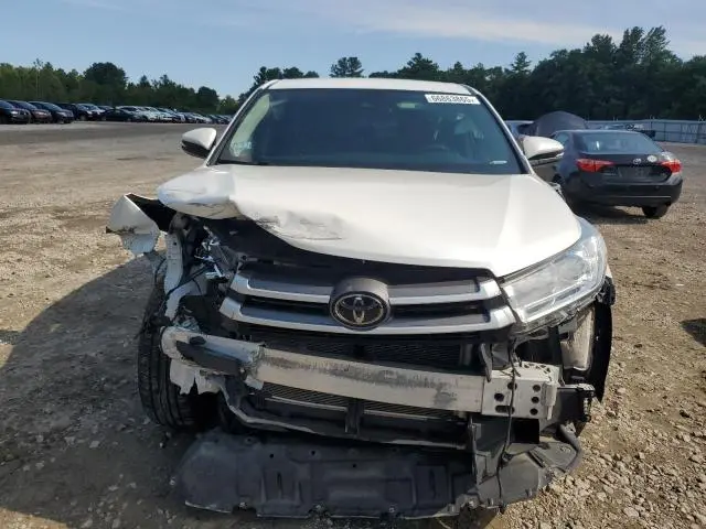 2019 TOYOTA HIGHLANDER LE  