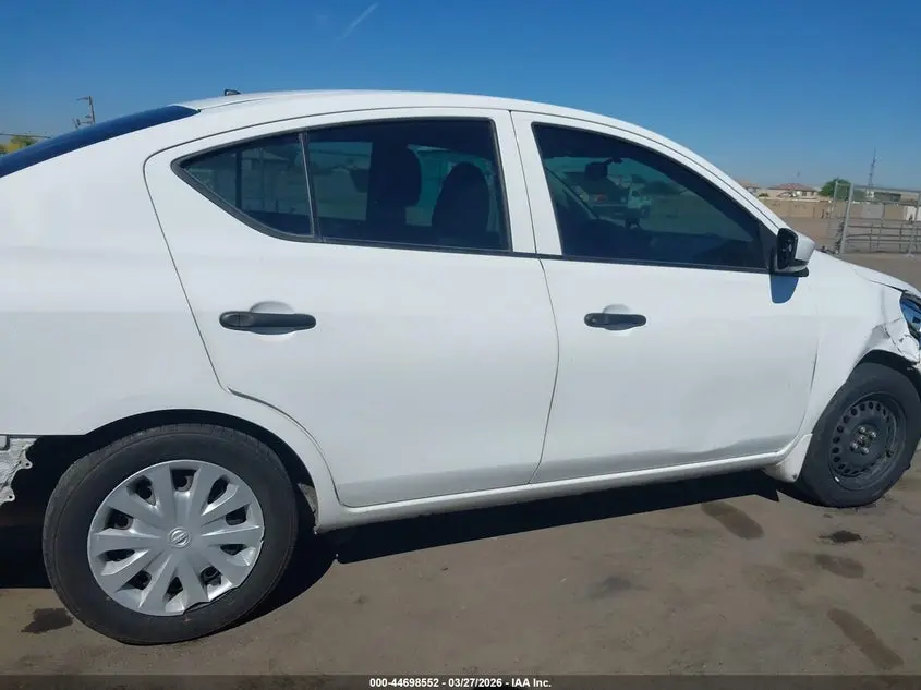 2019 NISSAN VERSA 1.6 S+