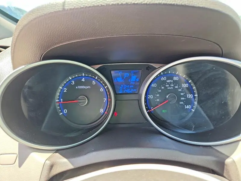 2015 HYUNDAI TUCSON LIMITED  