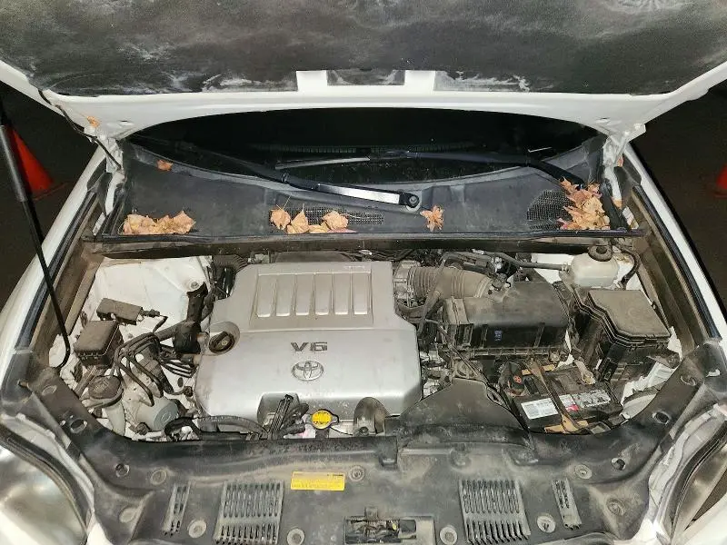 2010 TOYOTA HIGHLANDER LIMITED  