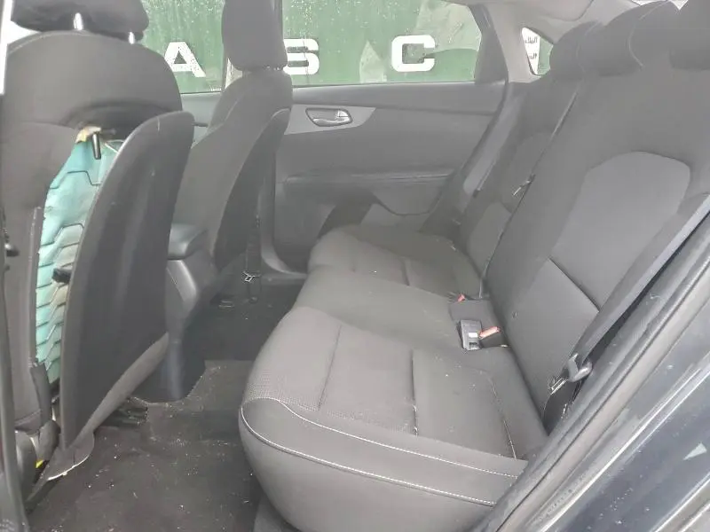 2021 KIA FORTE FE  