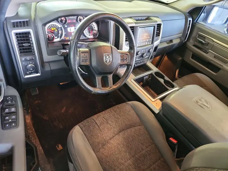 2015 RAM 1500 SLT  