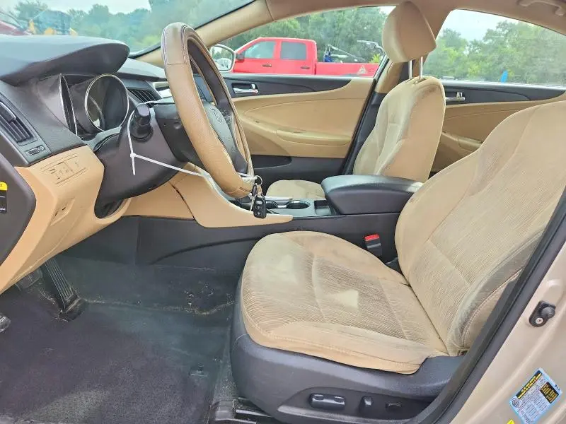 2012 HYUNDAI SONATA GLS  