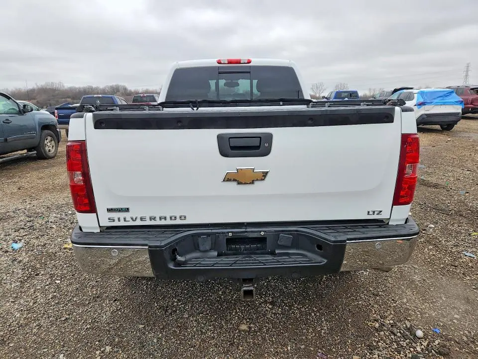 2011 CHEVROLET SILVERADO K1500 LTZ  