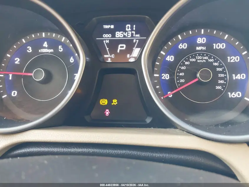 2013 HYUNDAI ELANTRA GLS