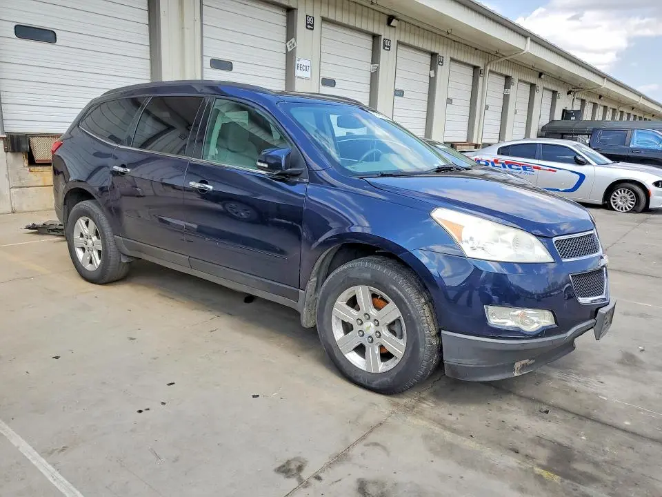 2011 CHEVROLET TRAVERSE LT  