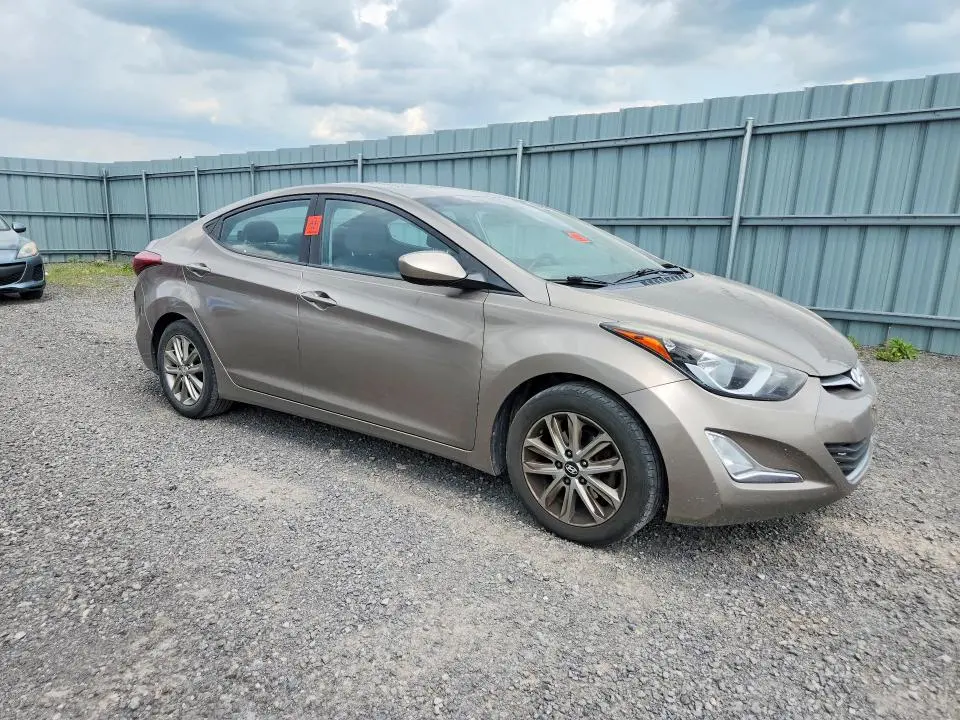2014 HYUNDAI ELANTRA SE  