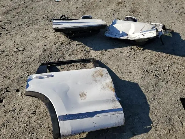 2017 TOYOTA HIGHLANDER SE  