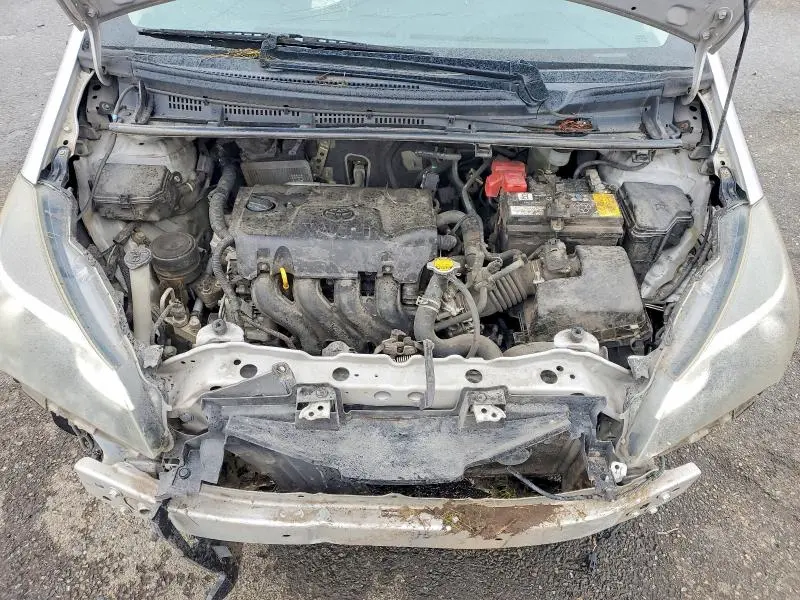 2015 TOYOTA YARIS 5-DOOR L  