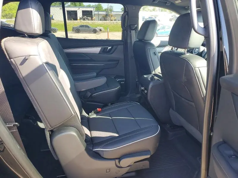 2025 BUICK ENCLAVE PREFERRED  
