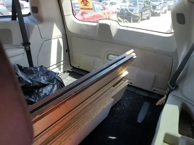 2012 DODGE GRAND CARAVAN SXT  