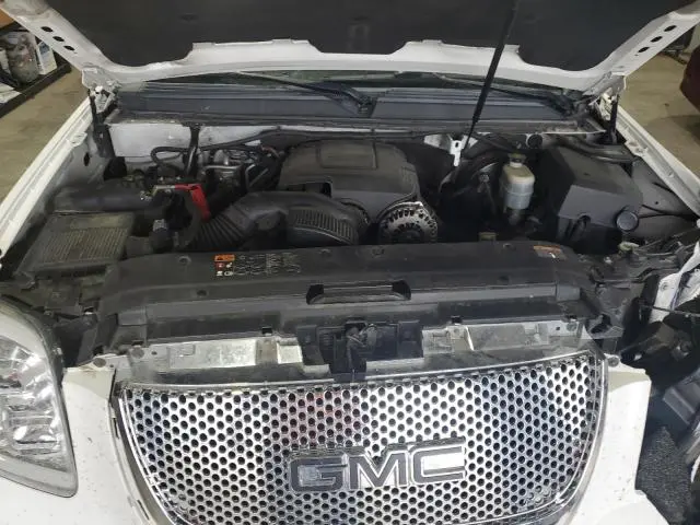 2011 GMC YUKON XL DENALI  