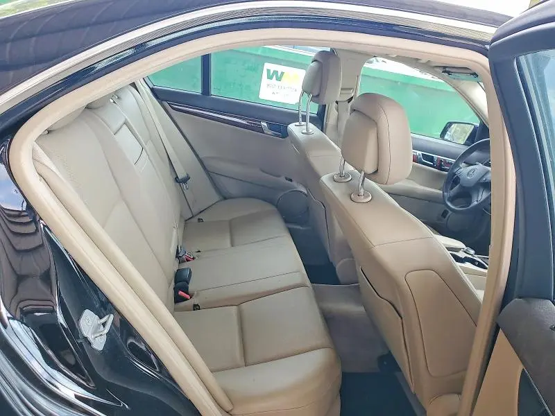 2011 MERCEDES-BENZ C 300 4MATIC  