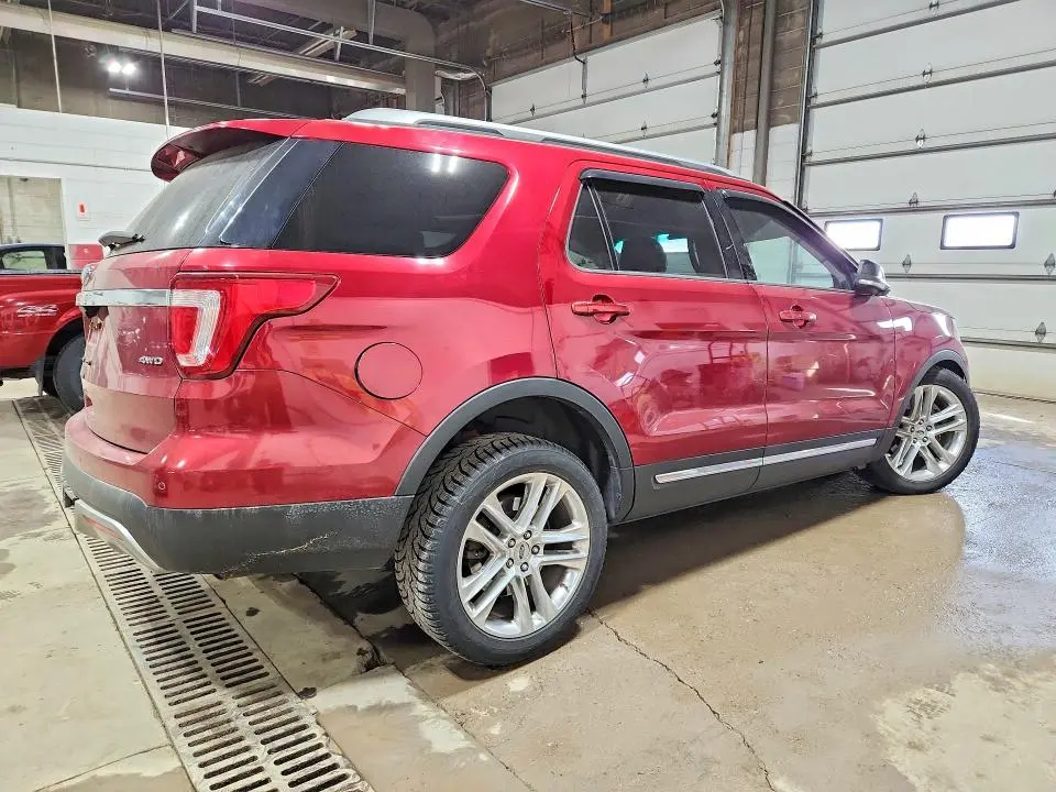 2017 FORD EXPLORER XLT  