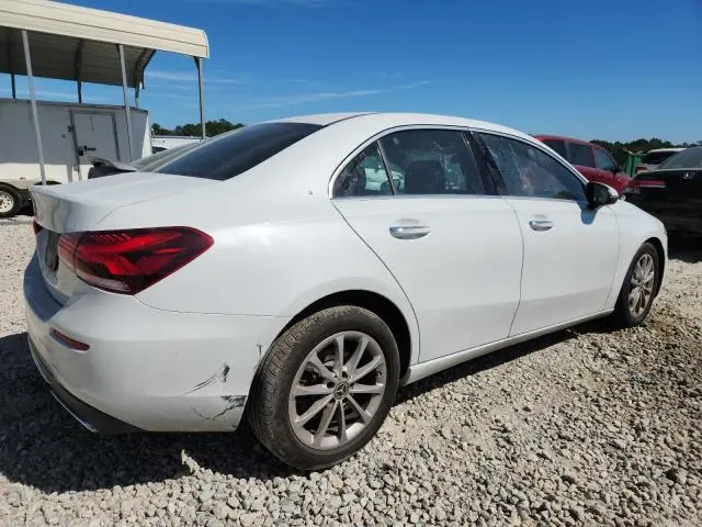 2020 MERCEDES-BENZ A 220  