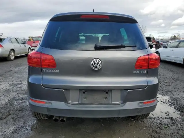 2013 VOLKSWAGEN TIGUAN S  