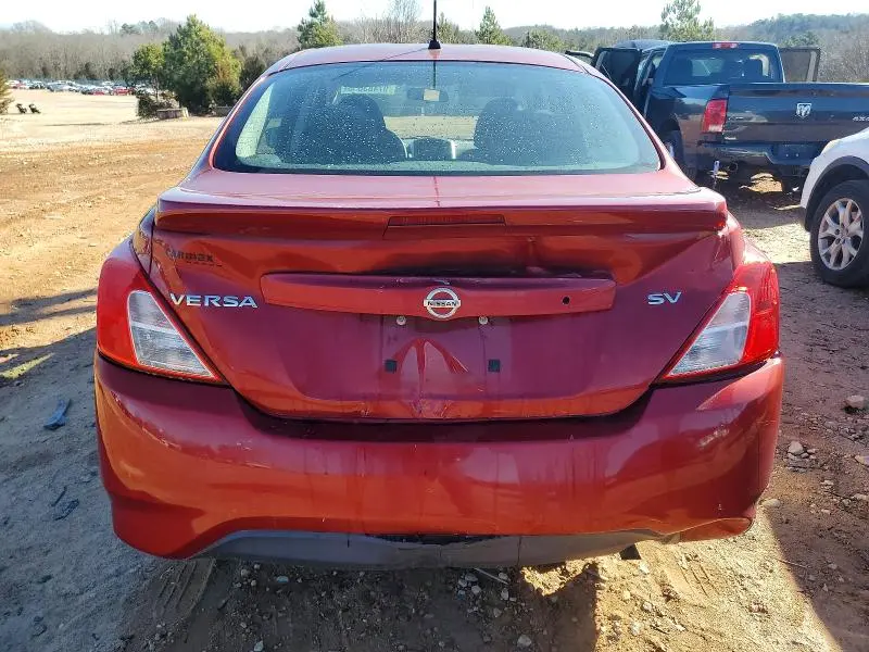 2019 NISSAN VERSA S  