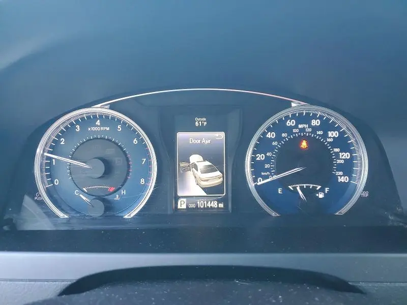 2017 TOYOTA CAMRY XLE  