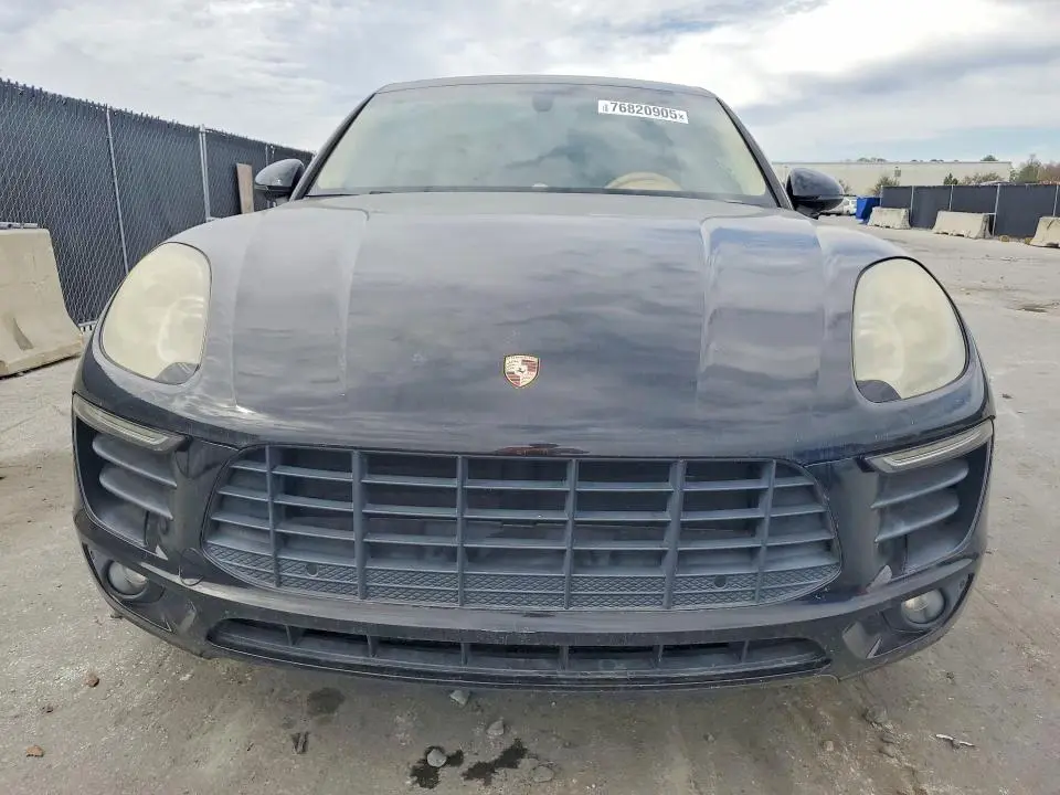 2016 PORSCHE MACAN S  