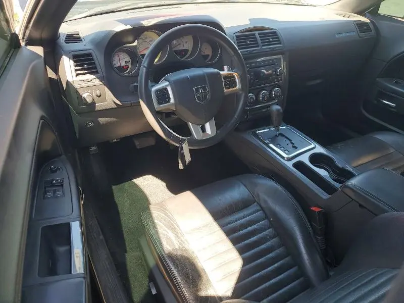 2014 DODGE CHALLENGER SXT  