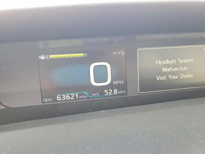2020 TOYOTA PRIUS LE  