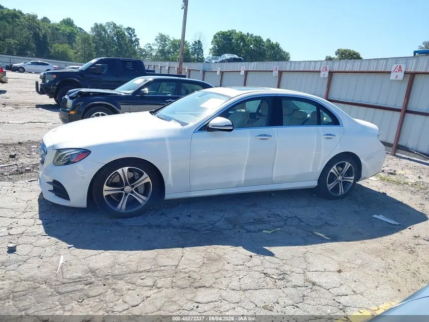 2017 MERCEDES-BENZ E 300  