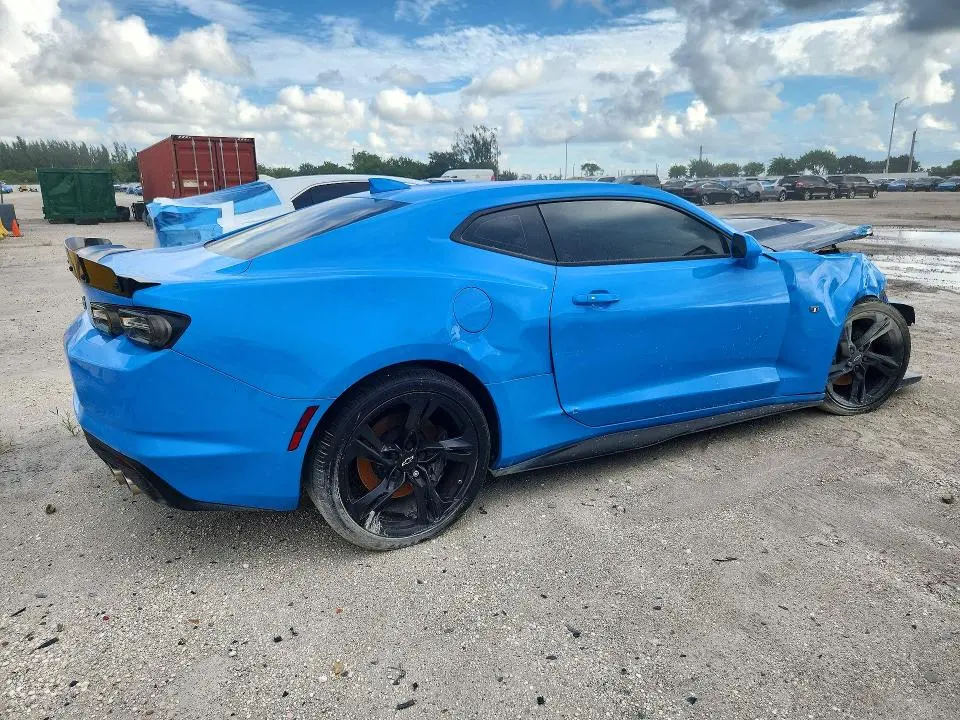 2022 CHEVROLET CAMARO LT1  