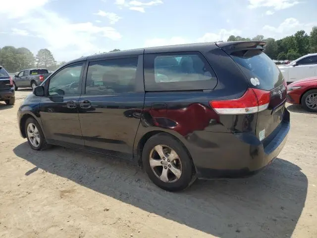 2011 TOYOTA SIENNA   