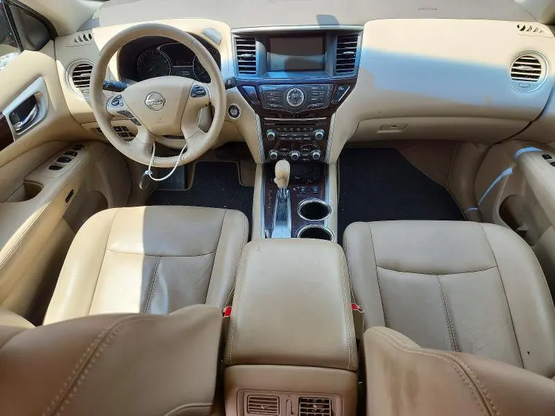 2014 NISSAN PATHFINDER SL  