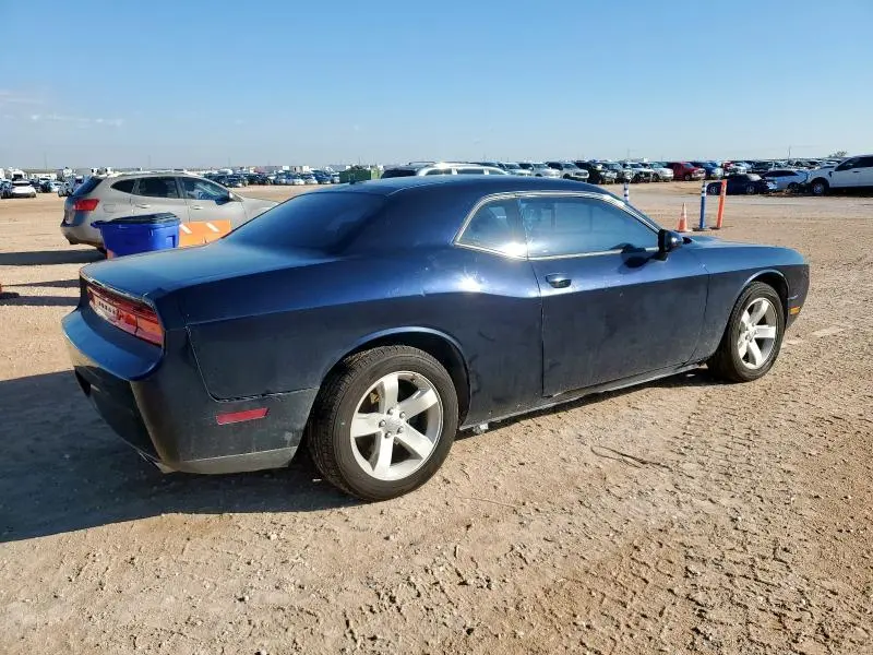 2011 DODGE CHALLENGER