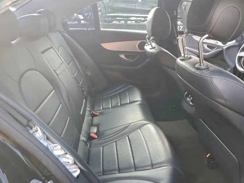 2016 MERCEDES-BENZ C 300  