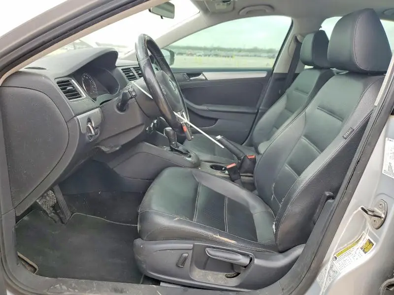 2014 VOLKSWAGEN JETTA   