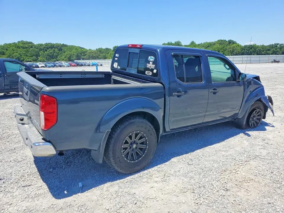 2016 NISSAN FRONTIER SV  