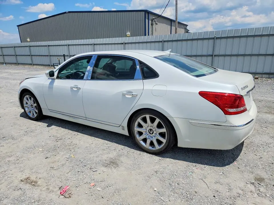 2013 HYUNDAI EQUUS SIGNATURE  