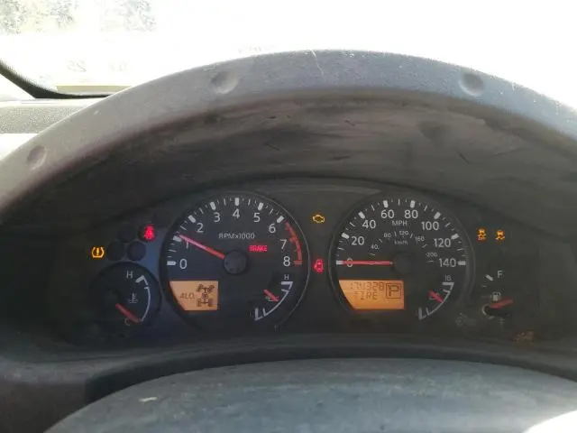 2012 NISSAN FRONTIER SV  