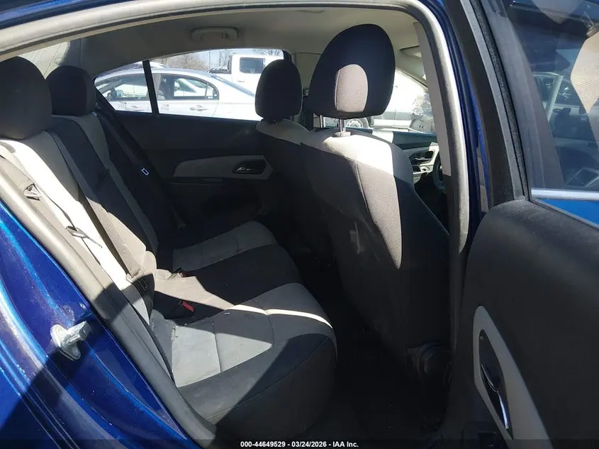 2012 CHEVROLET CRUZE LS