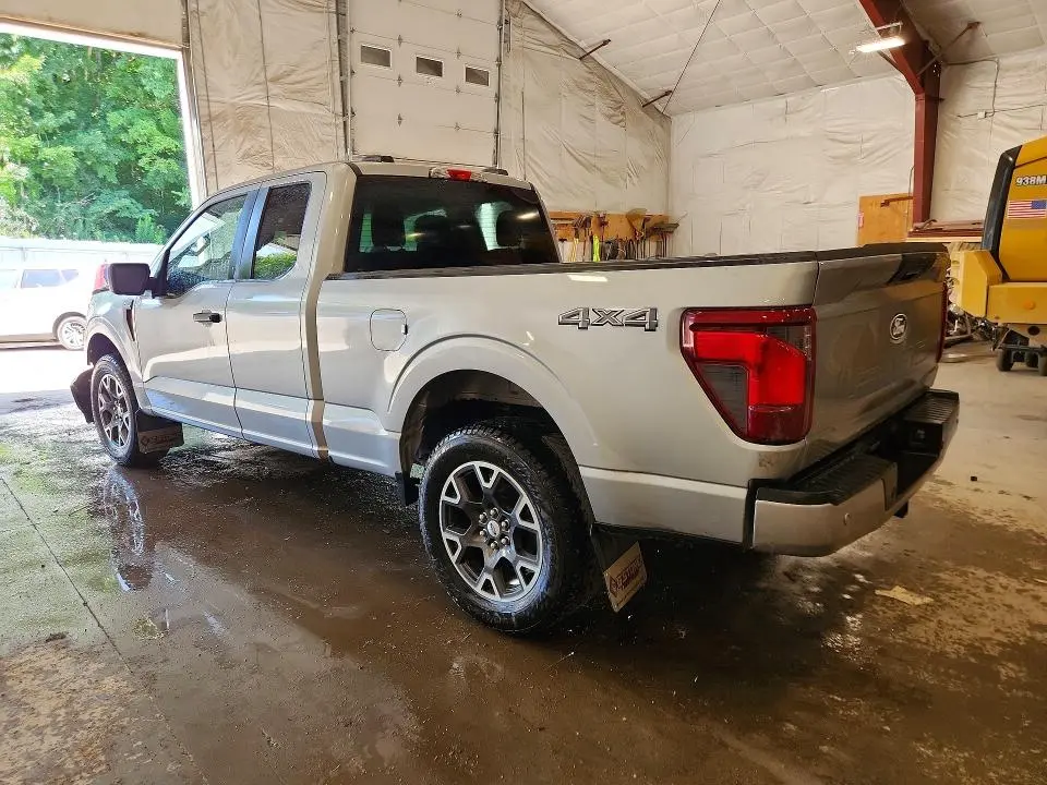 2024 FORD F150 STX  