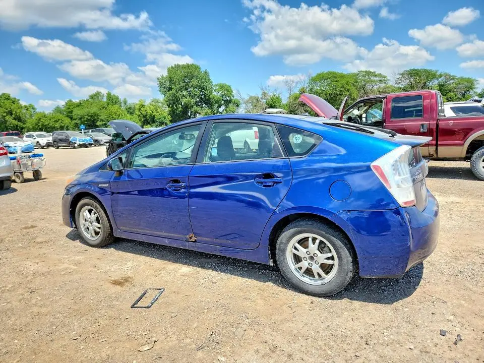 2011 TOYOTA PRIUS TWO  
