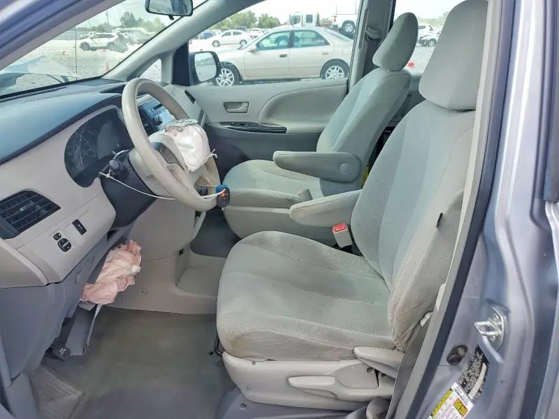 2012 TOYOTA SIENNA BASE 7-PASSENGER  