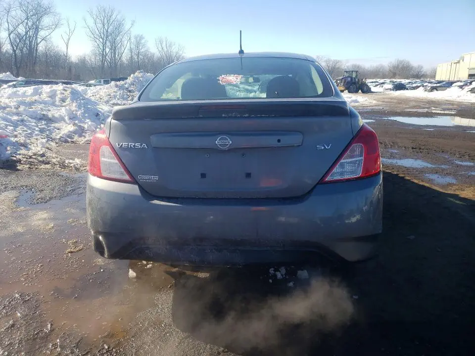2017 NISSAN VERSA S  