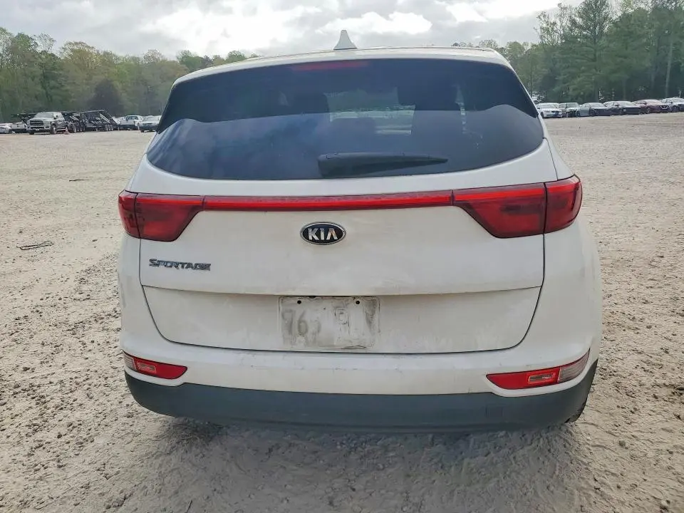 2018 KIA SPORTAGE LX  