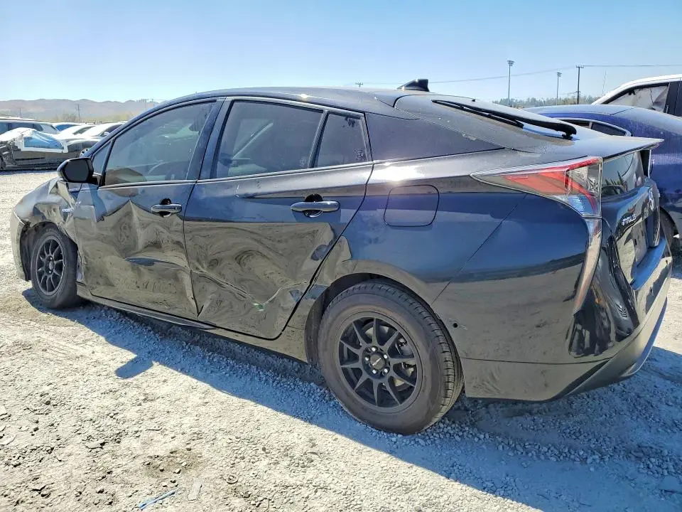 2018 TOYOTA PRIUS THREE  