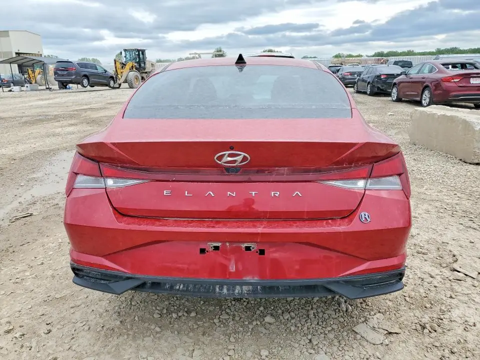 2023 HYUNDAI ELANTRA SEL  
