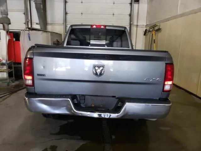 2013 RAM 1500 SLT  