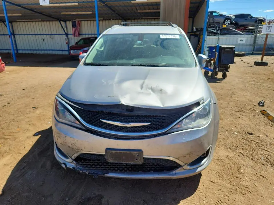 2017 CHRYSLER PACIFICA TOURING L  