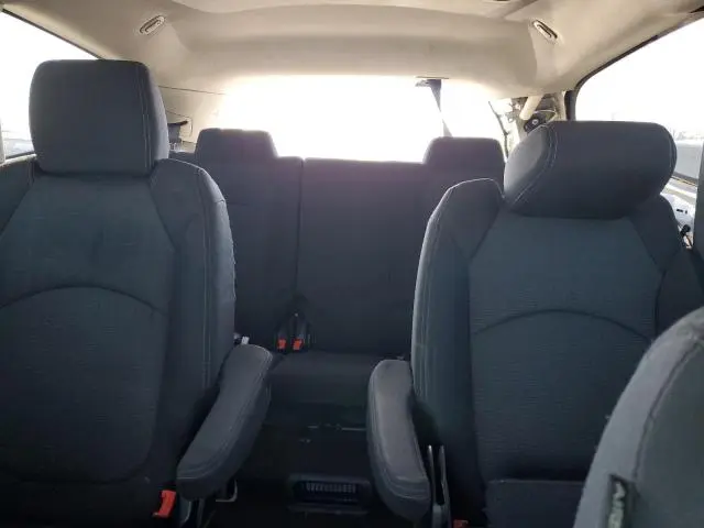 2015 CHEVROLET TRAVERSE LT  