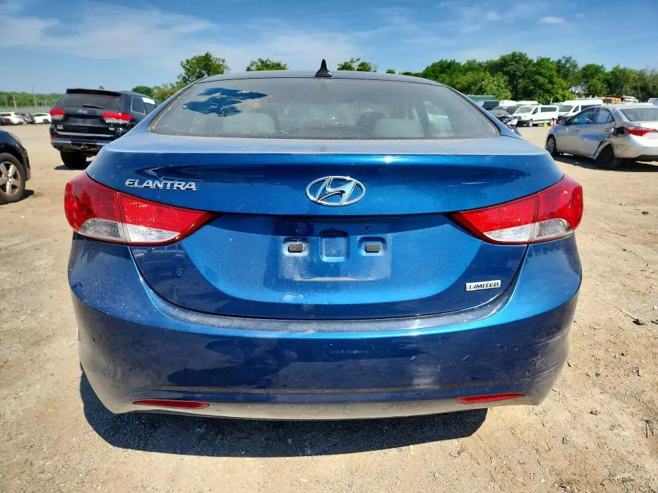 2013 HYUNDAI ELANTRA LIMITED  