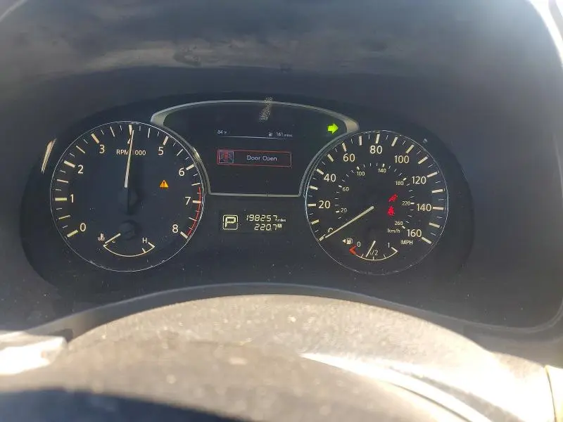 2015 NISSAN PATHFINDER SV  
