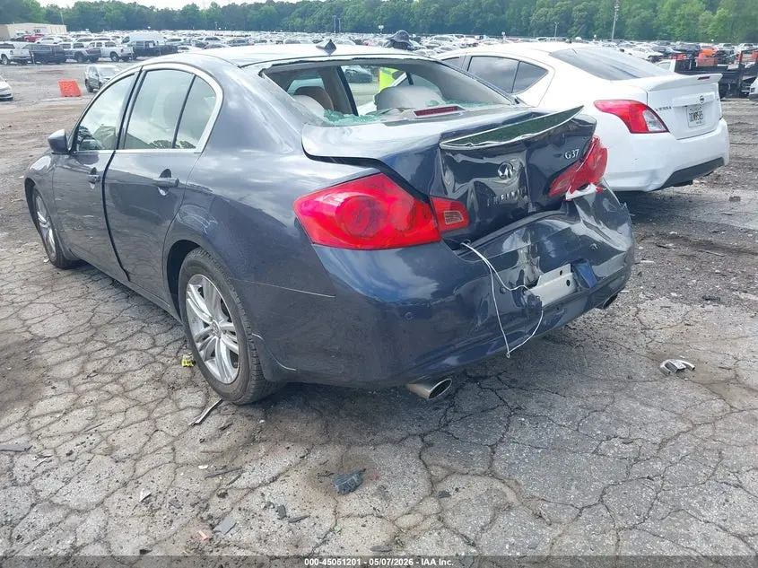 2011 INFINITI G37 JOURNEY